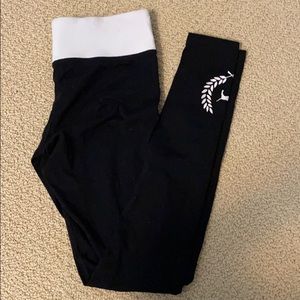 Victoria’s Secret Pink Ultimate Legging